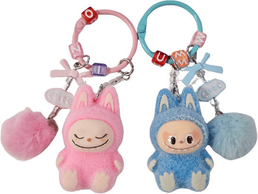Labubu mintás kulcstartó, lógó díszekkel, többféle