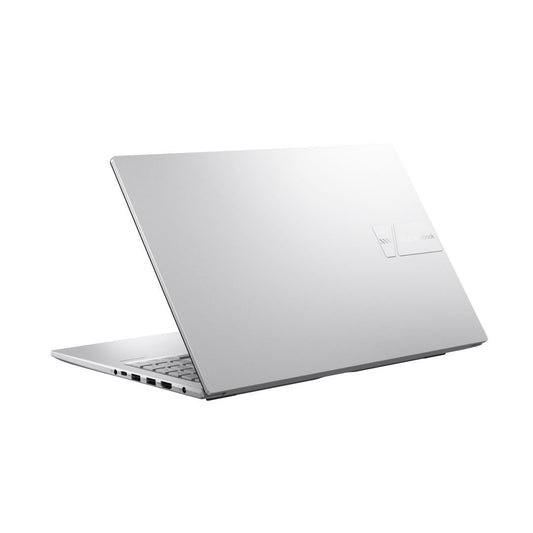 ASUS X1504VA-BQ800 Ezüst 15.6 FHD I5-1335U 16GB 1 TB NO OS