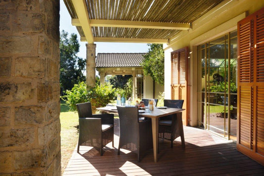 Kerti asztal Keter Lima, cappuccino