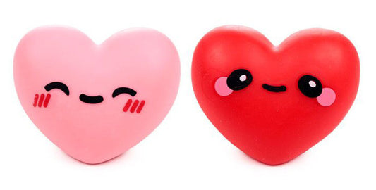 Szivecskés nyomogatható antistressz játék, 8x7x5x4,5cm, 2 féle